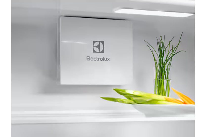 Electrolux 600 Series Integrated Larder Fridge | KRD6DE18C Electrolux 600 Series Integrated Larder Fridge | KRD6DE18C