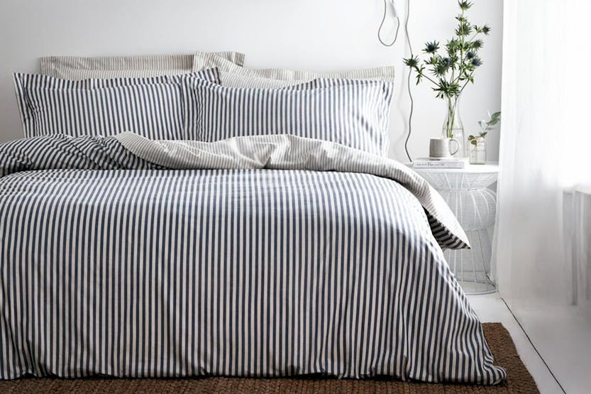 Yard | Hebden Duvet Cover Set | Navy | Double Yard | Hebden Duvet Cover Set | Navy | Double