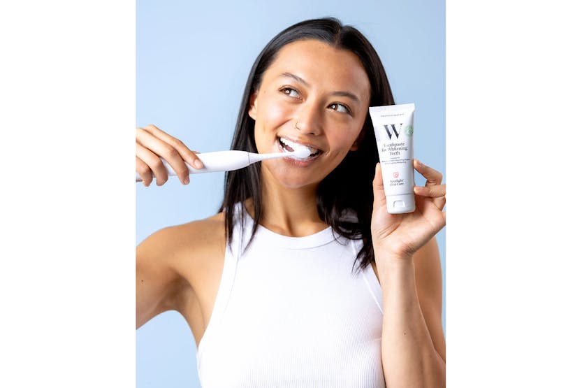 Spotlight Sonic Oral Care Electric Toothbrush | White Spotlight Sonic Oral Care Electric Toothbrush | White