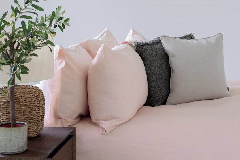 The Linen Room | Ava Linen Look Duvet Cover Set | Pink | King The Linen Room | Ava Linen Look Duvet Cover Set | Pink | King