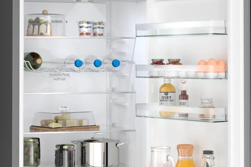 Siemens IQ300 Freestanding Fridge Freezer | KG39NXXBF Siemens IQ300 Freestanding Fridge Freezer | KG39NXXBF