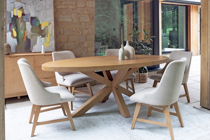 Juno Oval Dining Table | Oak Juno Oval Dining Table | Oak