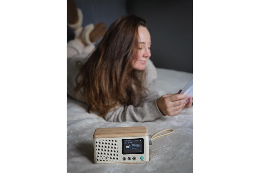 Pure Classic Mini Digital Radio | White/Oak Pure Classic Mini Digital Radio | White/Oak