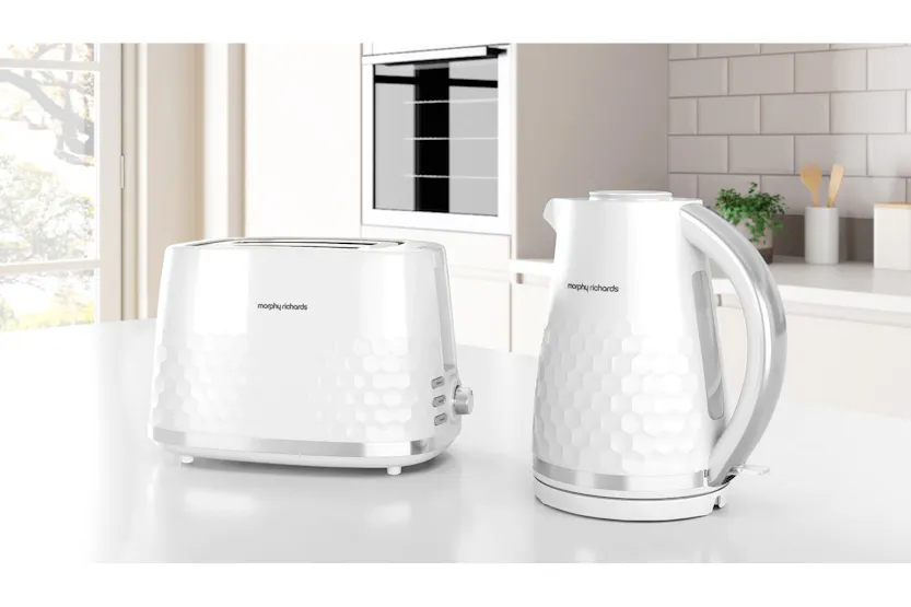 Morphy Richards Hive Jug Kettle| White| 108274 Morphy Richards Hive Jug Kettle| White| 108274
