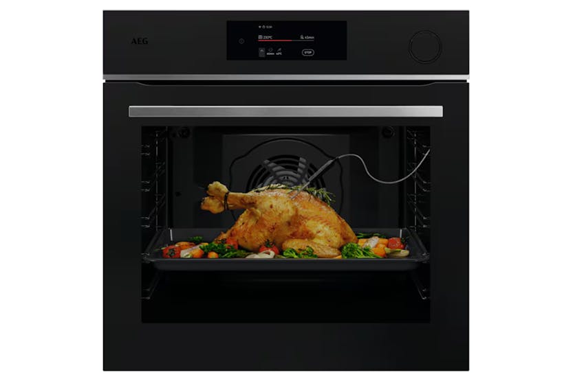 AEG 7000 MealAssist Built-in Pyrolytic Single Oven | TR7PB731ST | Matt Black AEG 7000 MealAssist Built-in Pyrolytic Single Oven | TR7PB731ST | Matt Black