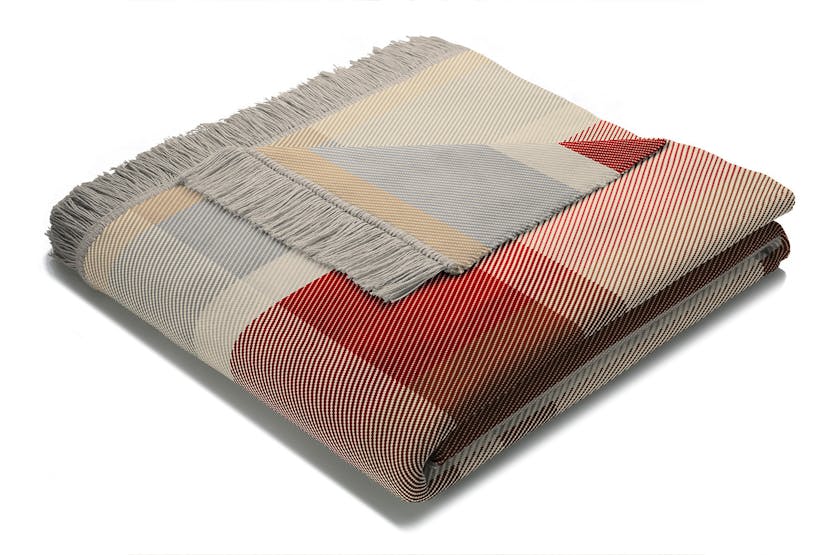 Panel Check Blanket | Red | 140 x 180 cm Panel Check Blanket | Red | 140 x 180 cm