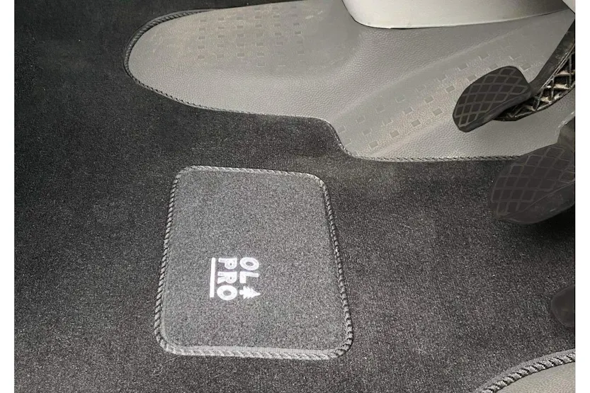 Volkswagen T5 2003 - 2015 Front Mat | Camper Mat | Tough Weave / Tufted| Black Volkswagen T5 2003 - 2015 Front Mat | Camper Mat | Tough Weave / Tufted| Black
