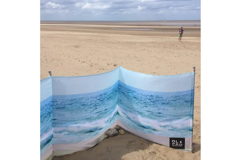 Beach 5 Pole Windbreak | Wooden Poles Beach 5 Pole Windbreak | Wooden Poles