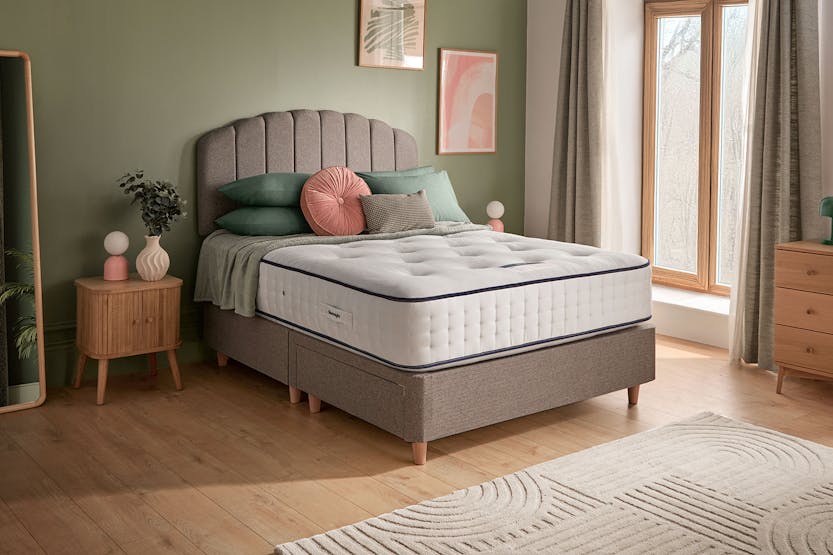 Silentnight | Gold Mattress | King | 5ft Silentnight | Gold Mattress | King | 5ft