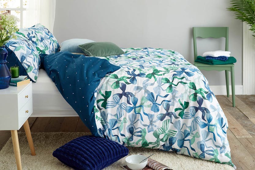 Deyongs | Bows Duvet Cover Set | Blue | Super King Deyongs | Bows Duvet Cover Set | Blue | Super King