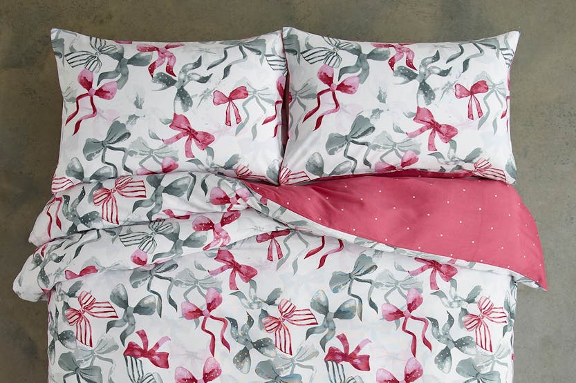 Deyongs | Bows Duvet Cover Set | Pink | Super King Deyongs | Bows Duvet Cover Set | Pink | Super King