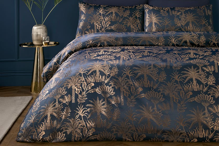 Soiree | Jacquard Duvet Cover Set | Midnight Blue | Super King Soiree | Jacquard Duvet Cover Set | Midnight Blue | Super King