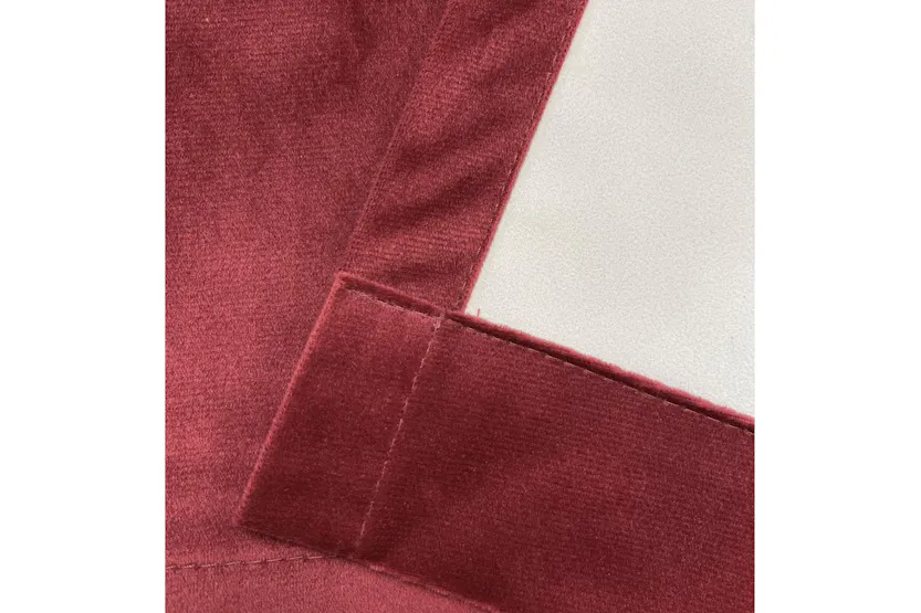 Red Tape-top Velvet Pair Of Blackout Supersoft Thermal Curtains 168x183cm Red Tape-top Velvet Pair Of Blackout Supersoft Thermal Curtains 168x183cm