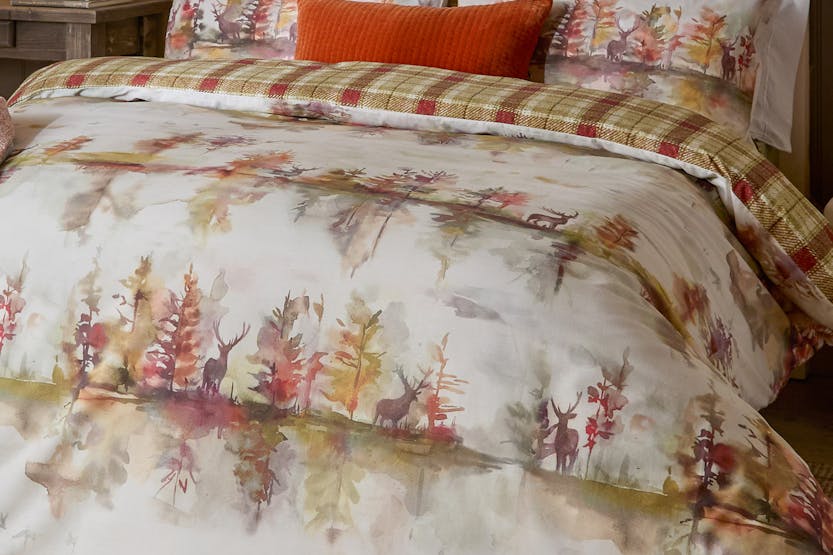 Voyage | Wilderness Duvet Cover Set | Multicolour | Super King Voyage | Wilderness Duvet Cover Set | Multicolour | Super King