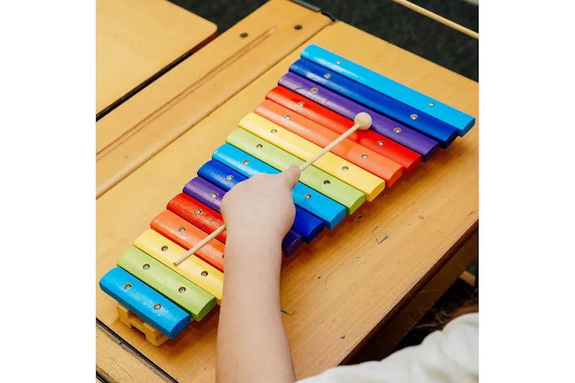 A-star 15 Note Rainbow Xylophone With Beaters A-star 15 Note Rainbow Xylophone With Beaters