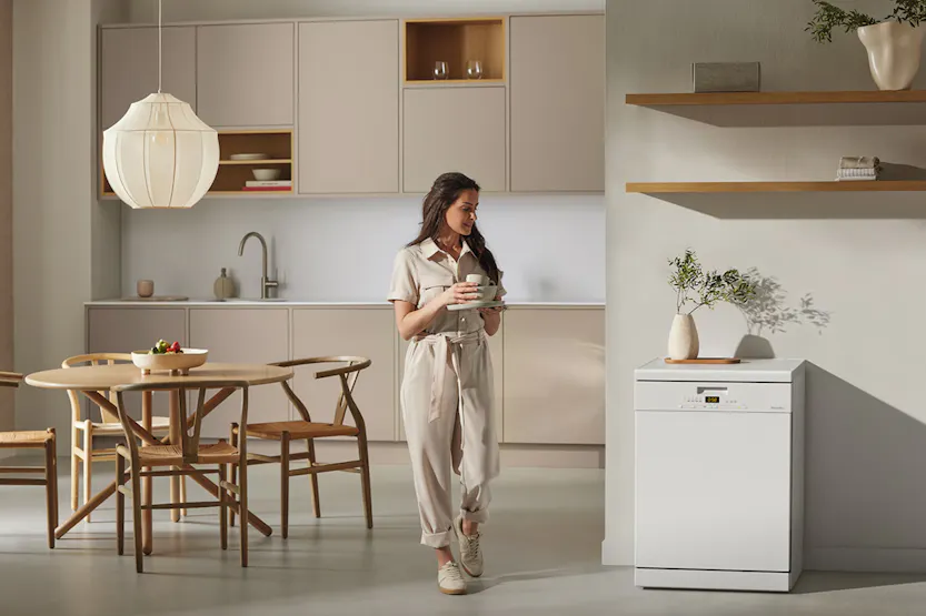 Miele Freestanding Dishwasher | 14 Place | G5611SCWH Miele Freestanding Dishwasher | 14 Place | G5611SCWH