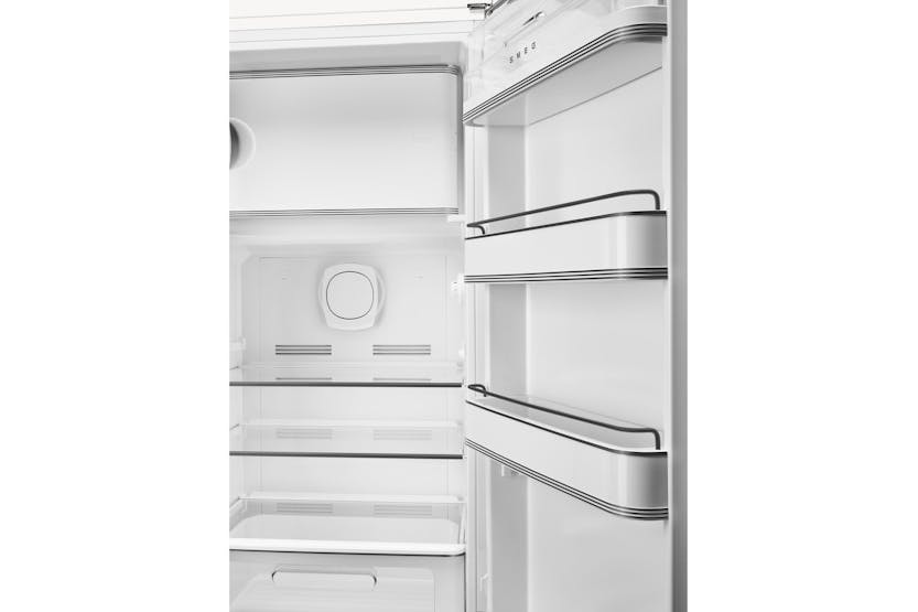 Smeg 50's Style Porsche Freestanding Fridge | FAB28RDPCW6 | Carrara White Smeg 50's Style Porsche Freestanding Fridge | FAB28RDPCW6 | Carrara White