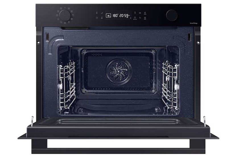 Samsung Series 4 Built-in Single Compact Oven | NQ5B4553FBK/U4 Samsung Series 4 Built-in Single Compact Oven | NQ5B4553FBK/U4