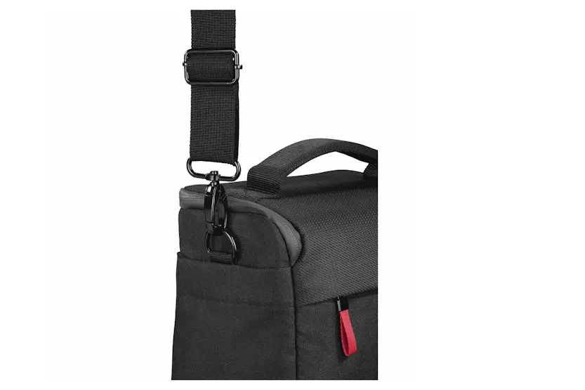 Hama Matera 135 Camera Bag | Black Hama Matera 135 Camera Bag | Black