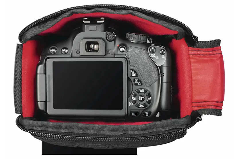 Hama Samara 110 Colt Camera Bag | Black Hama Samara 110 Colt Camera Bag | Black