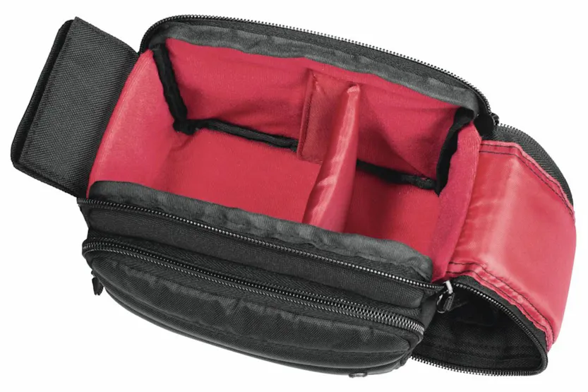 Hama Samara 110 Colt Camera Bag | Black Hama Samara 110 Colt Camera Bag | Black