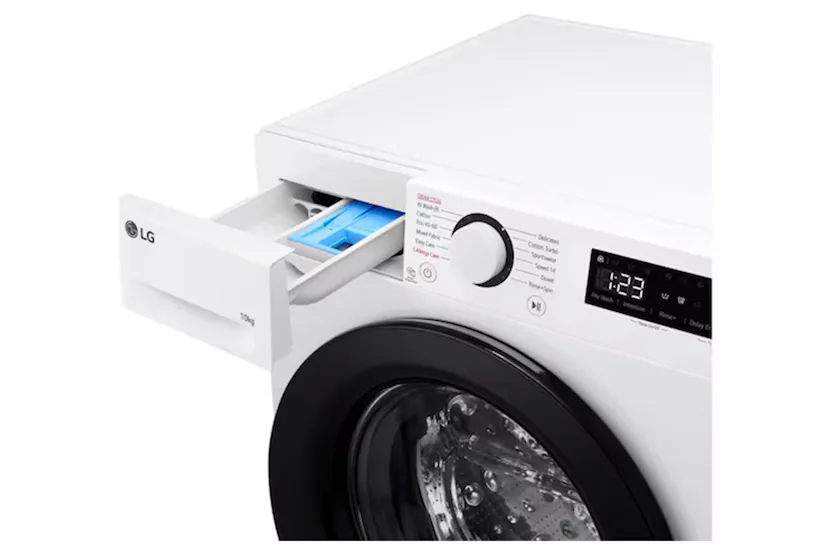 LG 10kg Freestanding Washing Machine | F4Y510WBLN1 LG 10kg Freestanding Washing Machine | F4Y510WBLN1