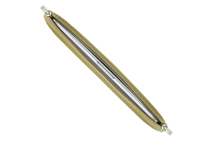 Pomologic 13" Neoprene Laptop Sleeve | Beige Pomologic 13" Neoprene Laptop Sleeve | Beige