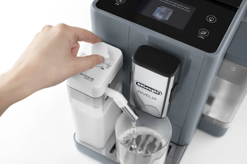 De'Longhi LatteCrema Cool Upgrade Set for Rivelia | DLSC032 De'Longhi LatteCrema Cool Upgrade Set for Rivelia | DLSC032