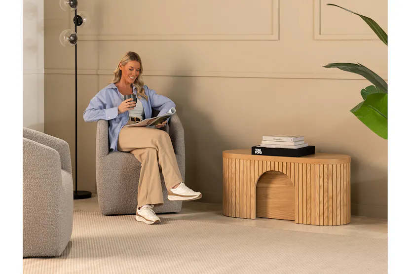 Transformer Round Bench | Scandinavian Oak | Including 3 Extension Panels Transformer Round Bench | Scandinavian Oak | Including 3 Extension Panels