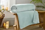 Coco Touch Throw | Sky | 140 x 180 cm Coco Touch Throw | Sky | 140 x 180 cm