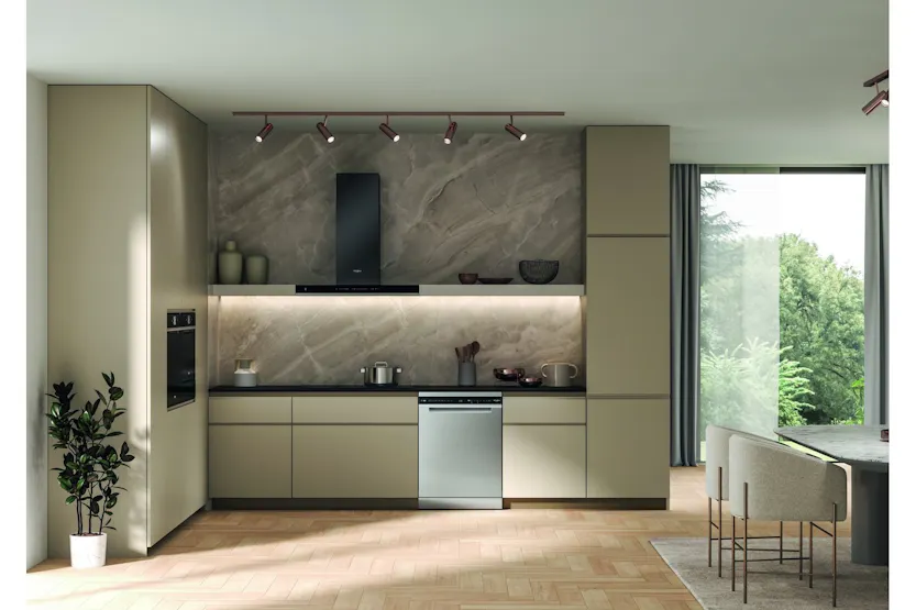 Whirlpool Freestanding Dishwasher | 15 Place | W8FHS61XUK Whirlpool Freestanding Dishwasher | 15 Place | W8FHS61XUK