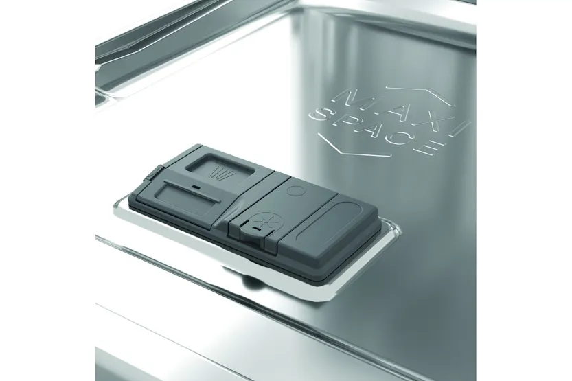 Whirlpool Freestanding Dishwasher | 15 Place | W8FHS61XUK Whirlpool Freestanding Dishwasher | 15 Place | W8FHS61XUK