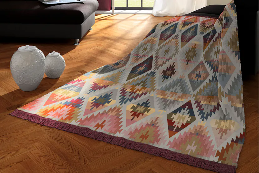 Ikat Diamond Blanket | Multicolour | 140 x 180 cm Ikat Diamond Blanket | Multicolour | 140 x 180 cm