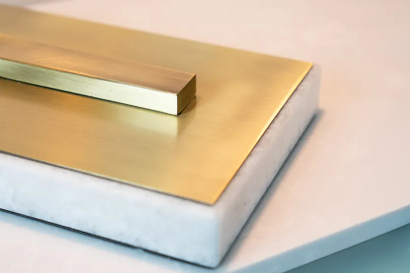 Kyra Table Lamp | White/Gold Kyra Table Lamp | White/Gold