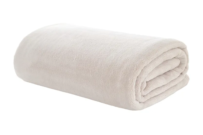 Coco Touch Throw | Almond | 140 x 180 cm Coco Touch Throw | Almond | 140 x 180 cm