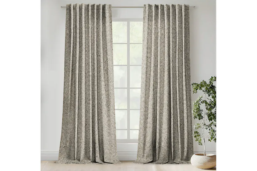 Caden Curtain | Cream/Sage | 335 x 228 cm Caden Curtain | Cream/Sage | 335 x 228 cm