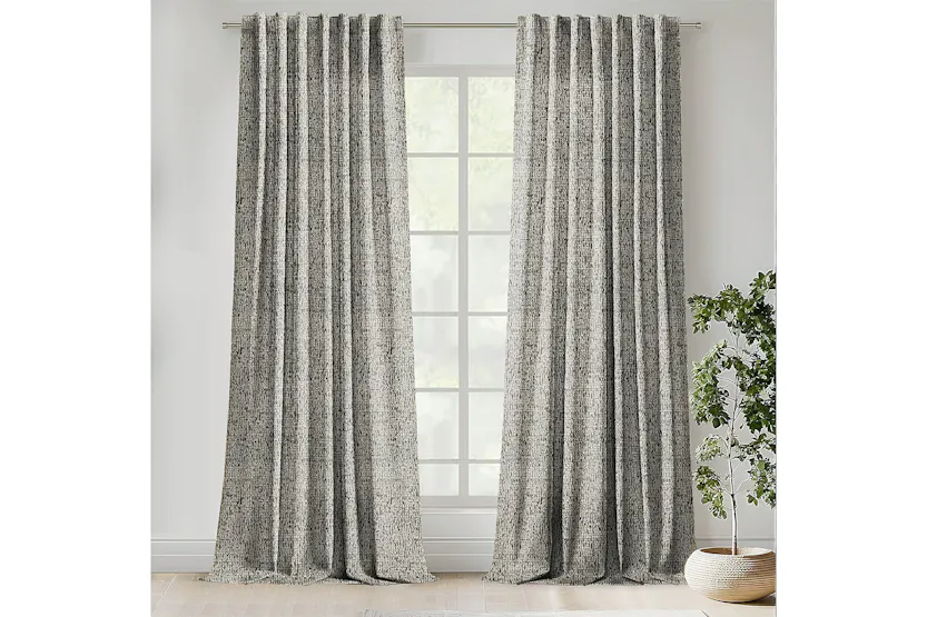 Yara Curtain | Natural/Black | 228 x 274 cm Yara Curtain | Natural/Black | 228 x 274 cm