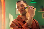 Philips OneBlade Face Trimmer | QP2724 Philips OneBlade Face Trimmer | QP2724
