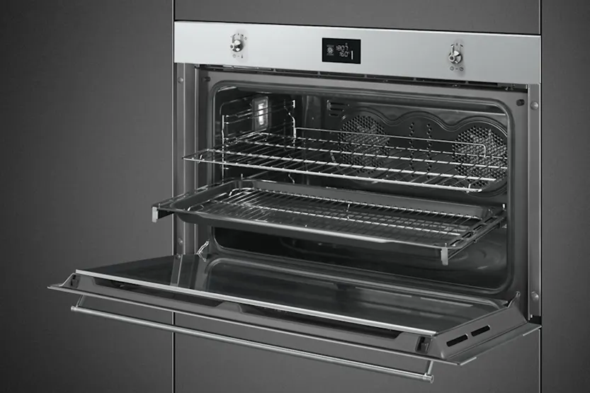 Smeg Classica Electric Single Oven | SF9390X1 | Stainless Steel Smeg Classica Electric Single Oven | SF9390X1 | Stainless Steel