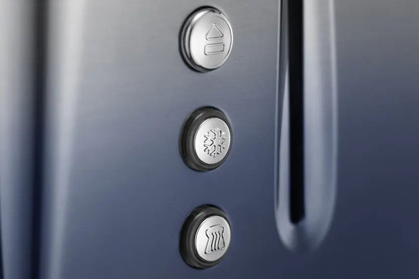 Russell Hobbs Eclipse 4 Slice Toaster | 25141 | Midnight Blue Russell Hobbs Eclipse 4 Slice Toaster | 25141 | Midnight Blue