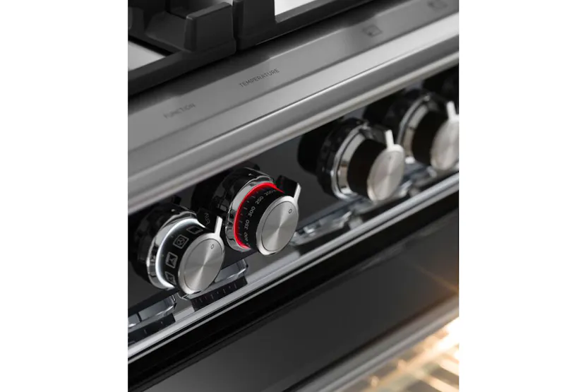 Fisher & Paykel 90cm Dual Fuel Range Cooker | OR90SCG6B1 | Black Fisher & Paykel 90cm Dual Fuel Range Cooker | OR90SCG6B1 | Black
