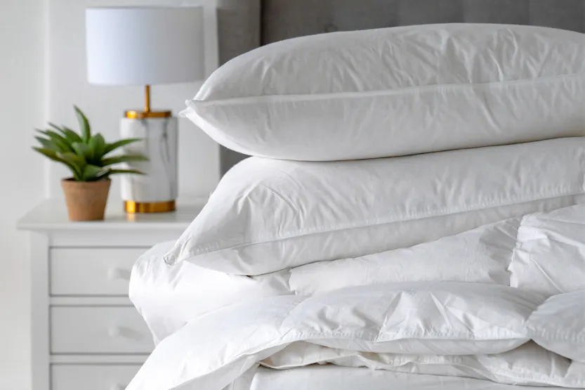 The Linen Room | Natural Goose Feather & Down 13.5 Tog Duvet | King The Linen Room | Natural Goose Feather & Down 13.5 Tog Duvet | King