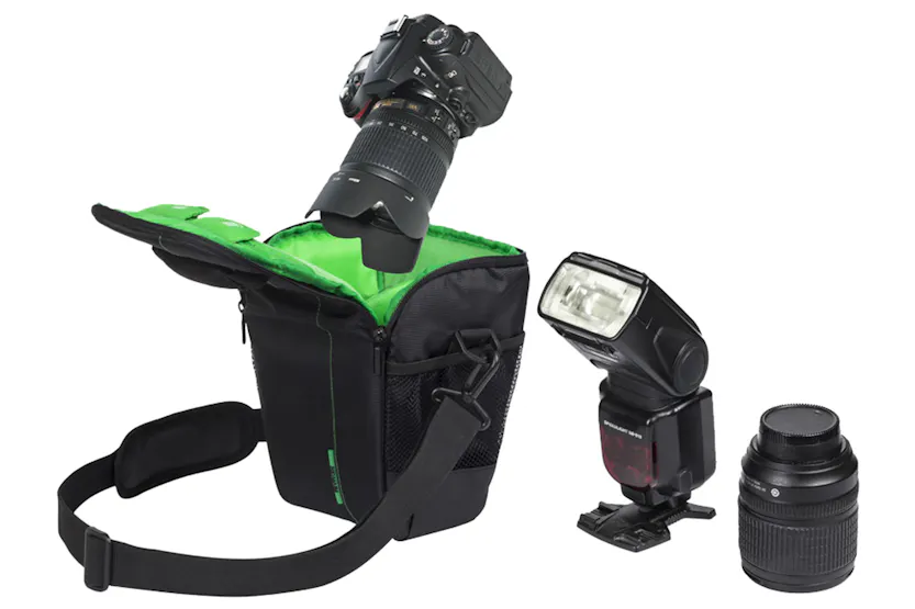Rivacase Green Mantis DSLR Camera Case | Black Rivacase Green Mantis DSLR Camera Case | Black