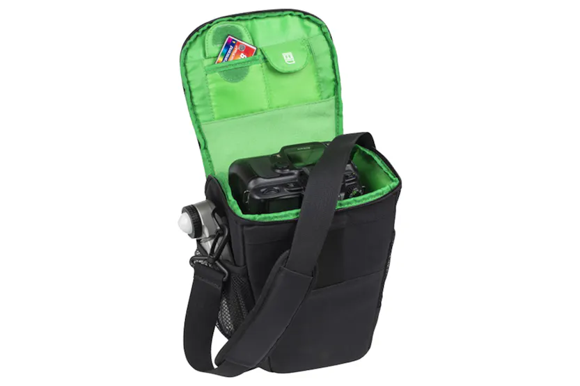 Rivacase Green Mantis DSLR Camera Case | Black Rivacase Green Mantis DSLR Camera Case | Black