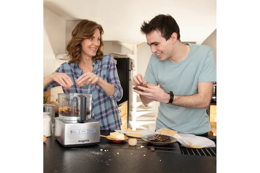 Magimix 4200XL Food Processor | 18473 | Black Magimix 4200XL Food Processor | 18473 | Black