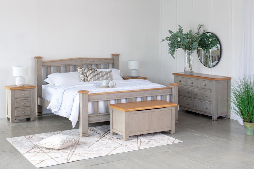 Lancaster Dresser | 3+4 Drawer | Aged Grey/Oak Lancaster Dresser | 3+4 Drawer | Aged Grey/Oak