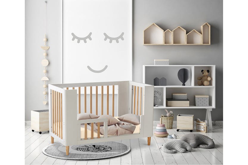Cocoon Evoke 4 in 1 Crib, Cot Bed, Toddler Bed & Sofa | White/Natural Cocoon Evoke 4 in 1 Crib, Cot Bed, Toddler Bed & Sofa | White/Natural