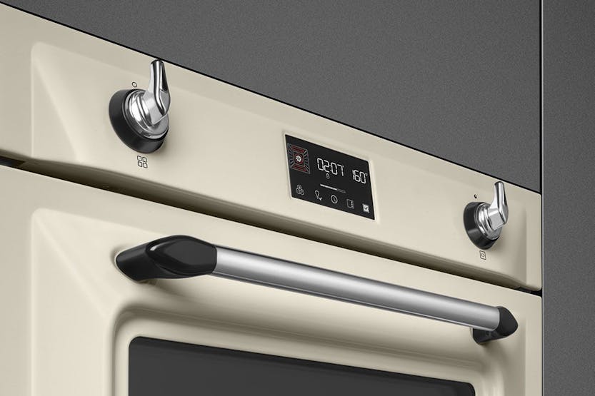 Smeg Victoria Built-in Single Steam Oven | SOP6902S2PP | Cream Smeg Victoria Built-in Single Steam Oven | SOP6902S2PP | Cream