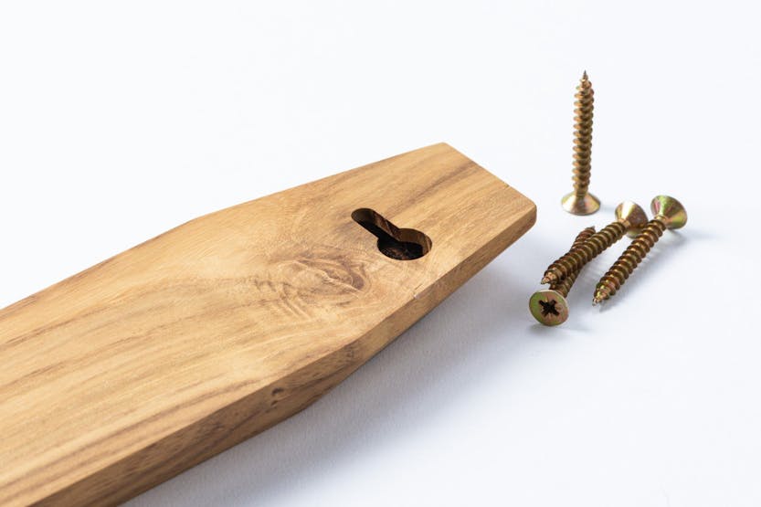 Edge of Belgravia Hexagon Magnetic Teak Wood Knife Rack | Large Edge of Belgravia Hexagon Magnetic Teak Wood Knife Rack | Large