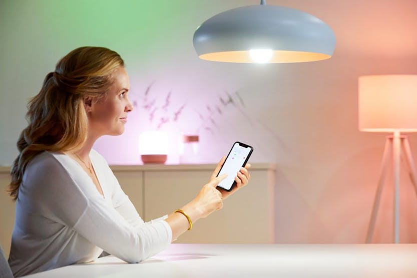 Wiz Hero Smart Table Lamp | White Wiz Hero Smart Table Lamp | White